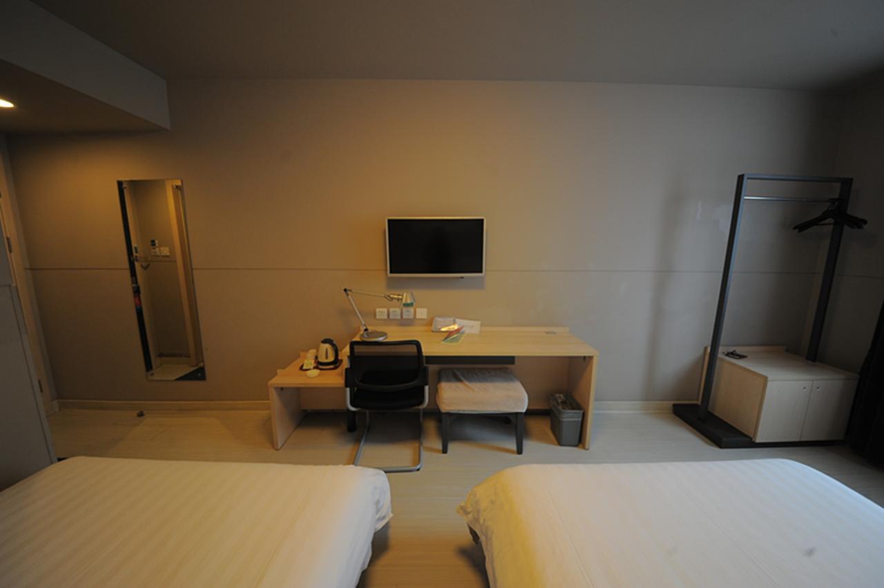 Jinjiang Inn Chengdu Chunxi Road Taiguli Hotel Bagian luar foto